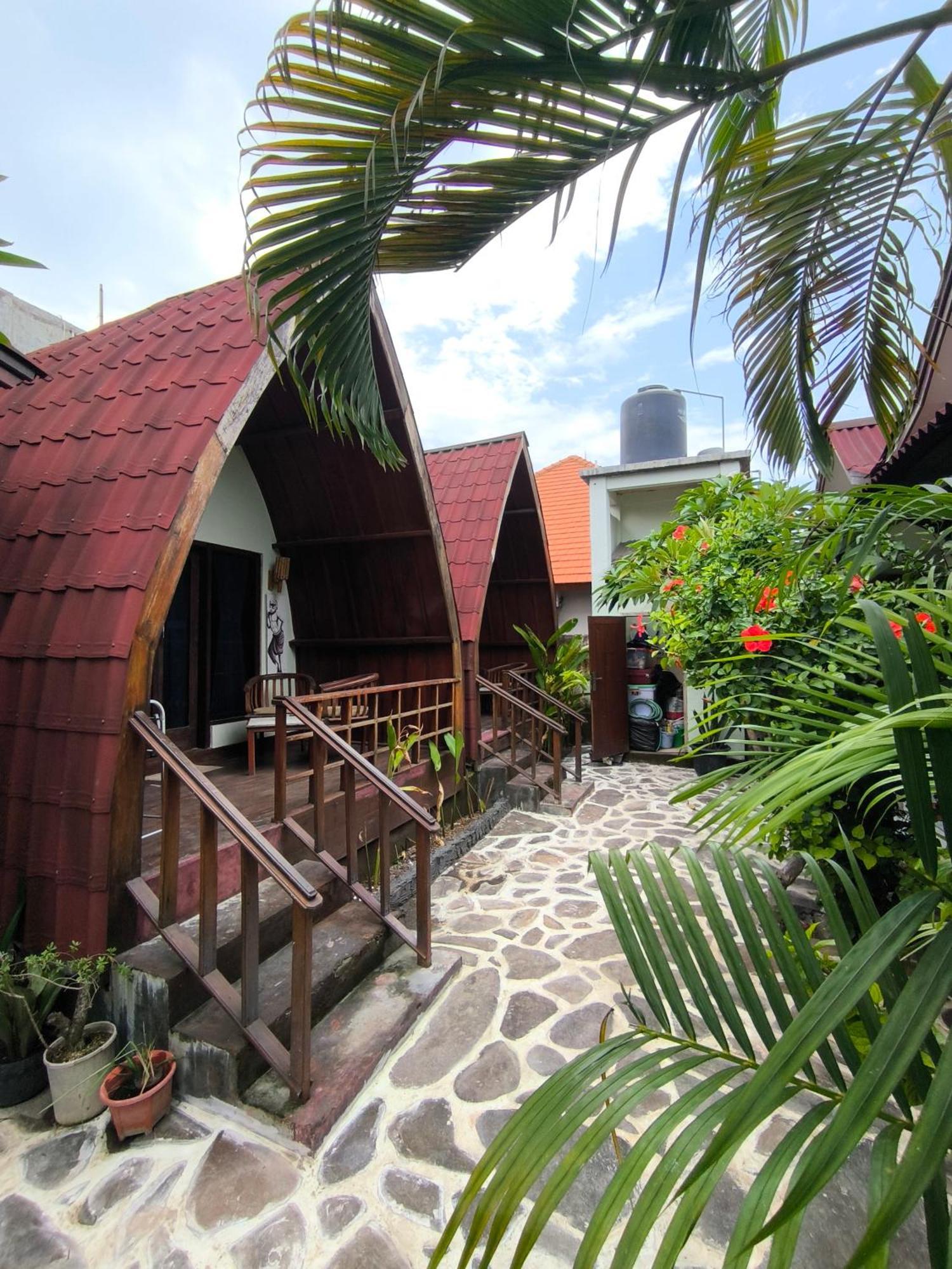 Gili Mesari Cottages & Homestay Gili Trawangan Exterior photo